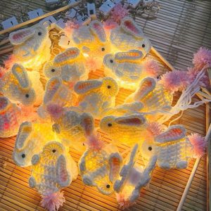 Lồng đèn thỏ len